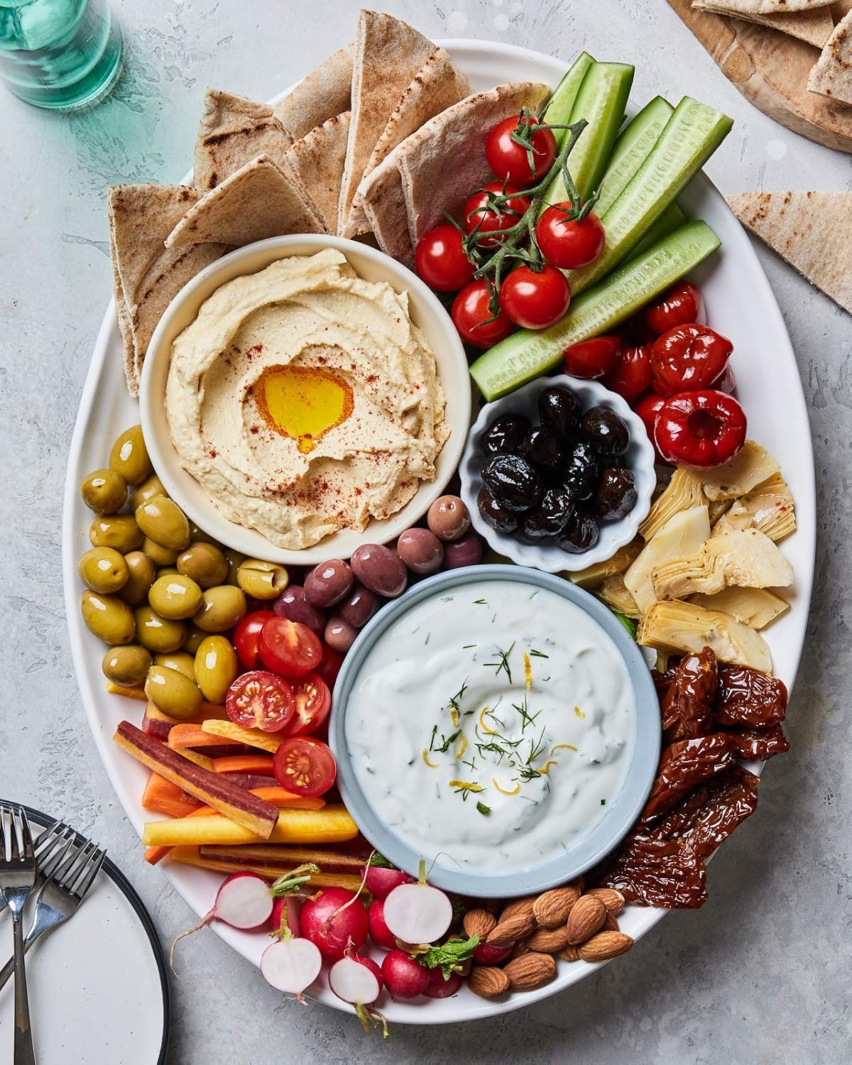 Mina Premium Olive Gift Jar – Mediterranean Mezze Starter Set for Birthdays and Holiday Hosting