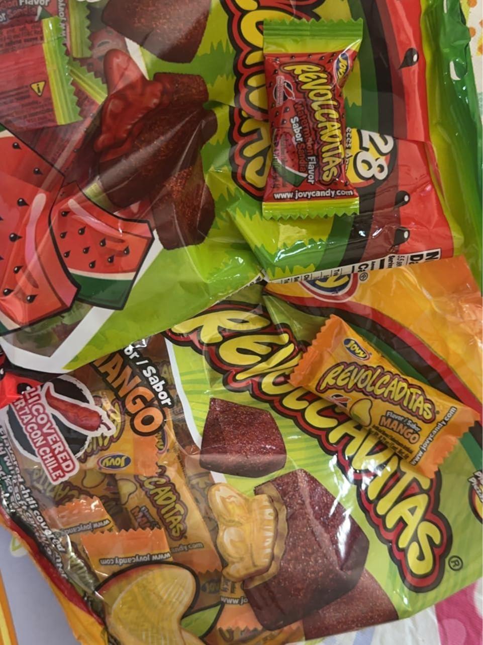 candy size and shape suitable for piñata stuffing and small goody bags