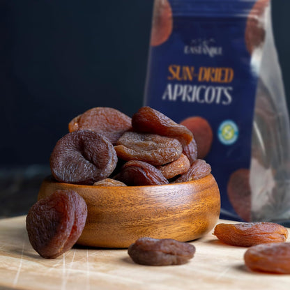 Eastanbul Premium Turkish Apricots – Elegant Dried Fruit Present for Health Conscious Friends and Family
