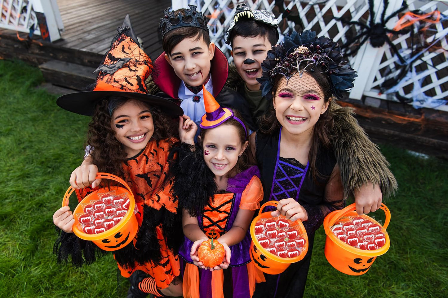 Fruidles Halloween Vampires Fangs Lollipop Suckers – Bulk Trick-or-Treat Handouts for Neighborhood Kids and Family Parties