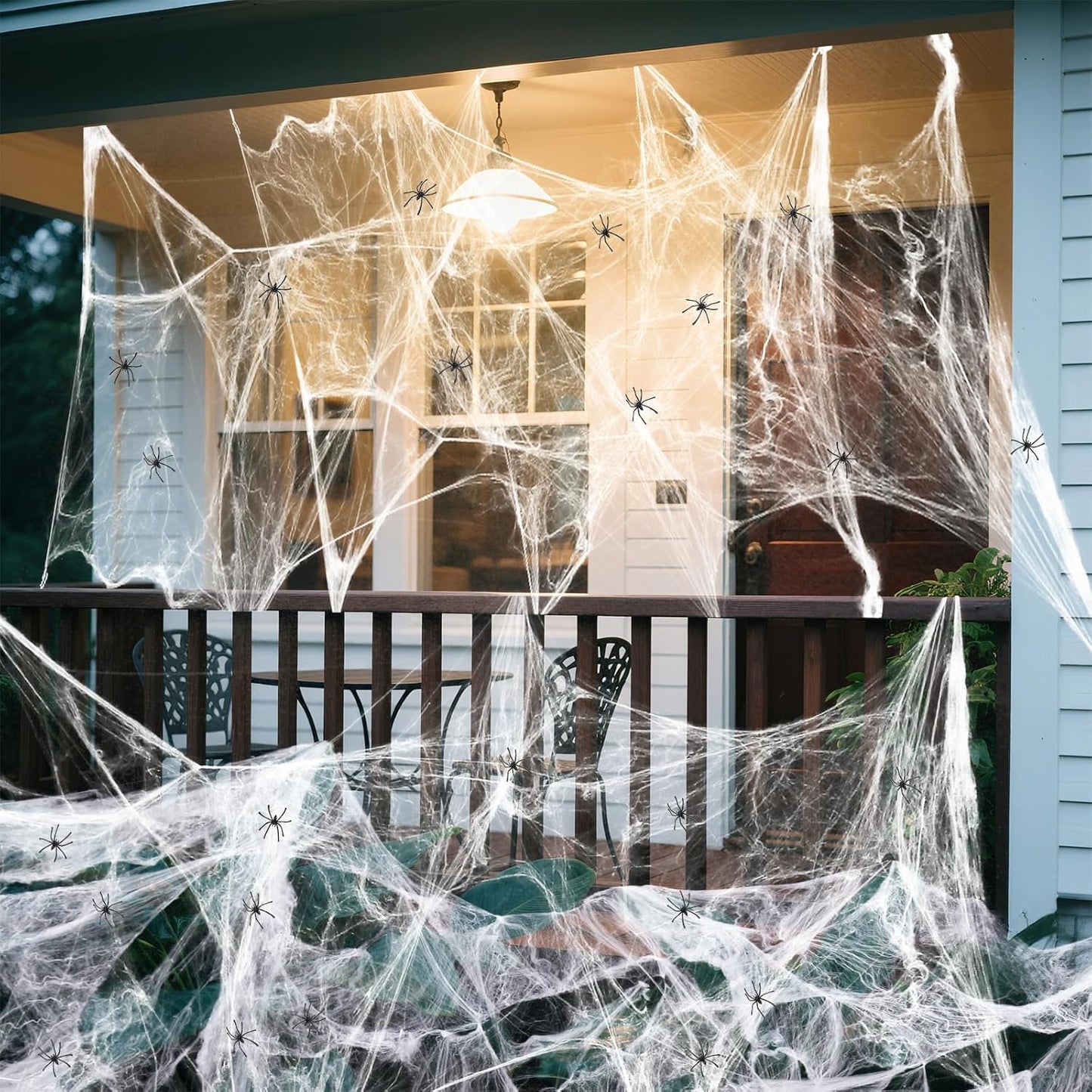 Land Guard 500 sqft Yard Haunt Spider Web for Outdoor Trees and Garage Façade, Tearable Polyester Cobweb with 10 Artificial Spiders