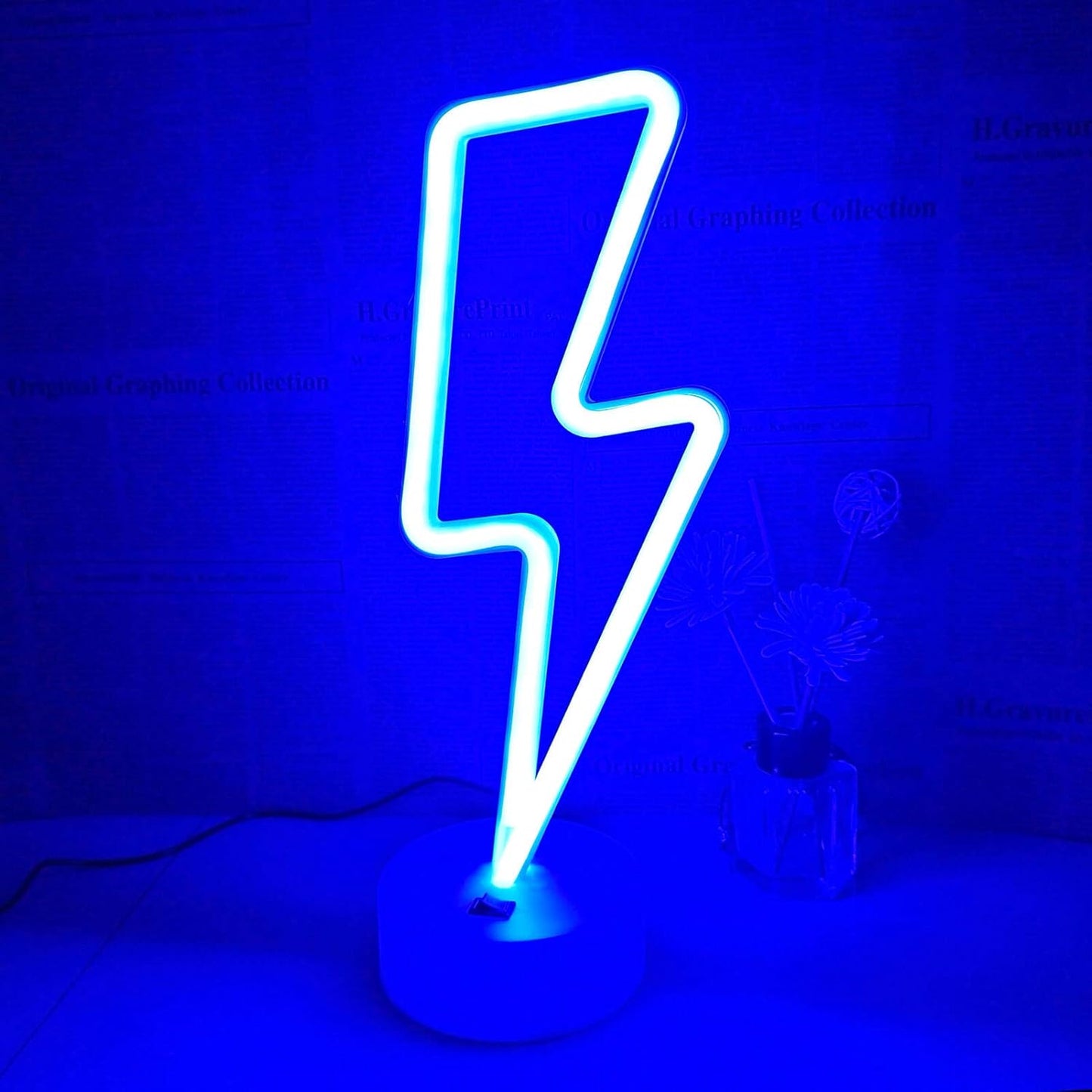 Lightning Bolt Neon Sign - Understated Neon Style Decor for Scandinavian Interior, Neutral Glow LED Lamp with Base