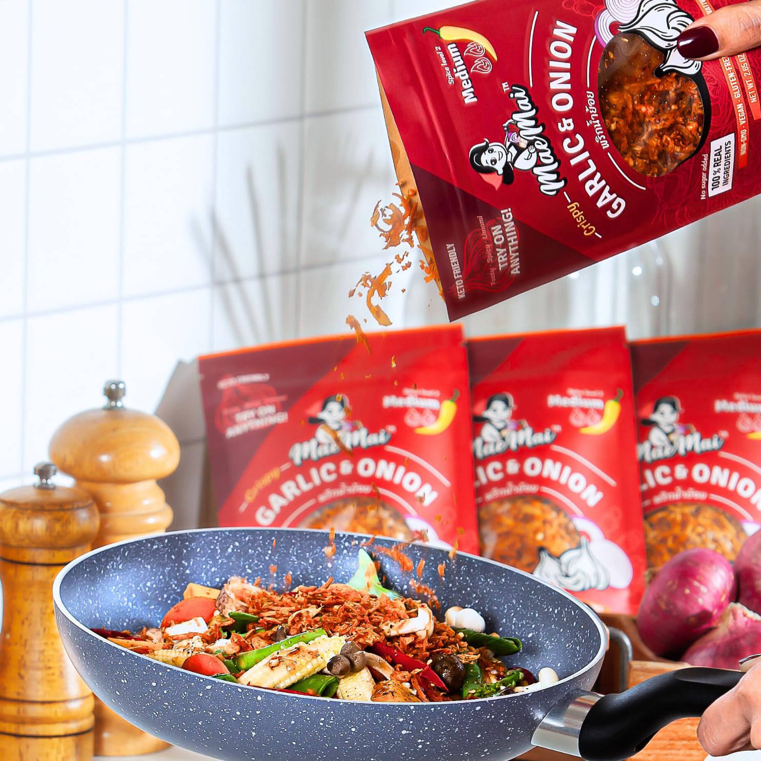 MaeMai Medium Spice Thai Chili Seasoning Crunch - Ready-to-Give Holiday Gift for the Cook Who Has Everything, Vegan & Keto
