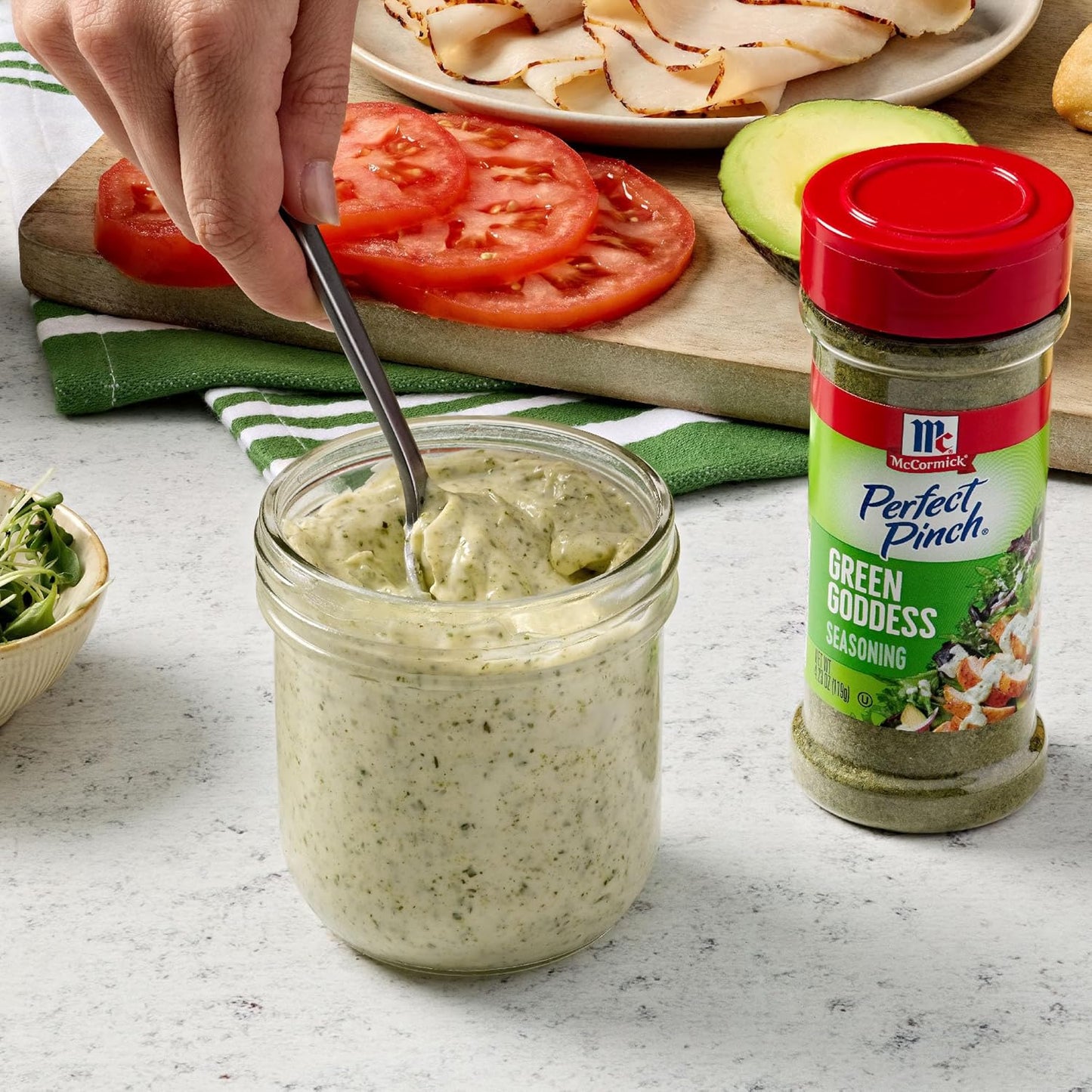 McCormick Perfect Pinch Green Goddess Seasoning – Streamlined Flip-Top Shaker for Effortless Minimalist Kitchens