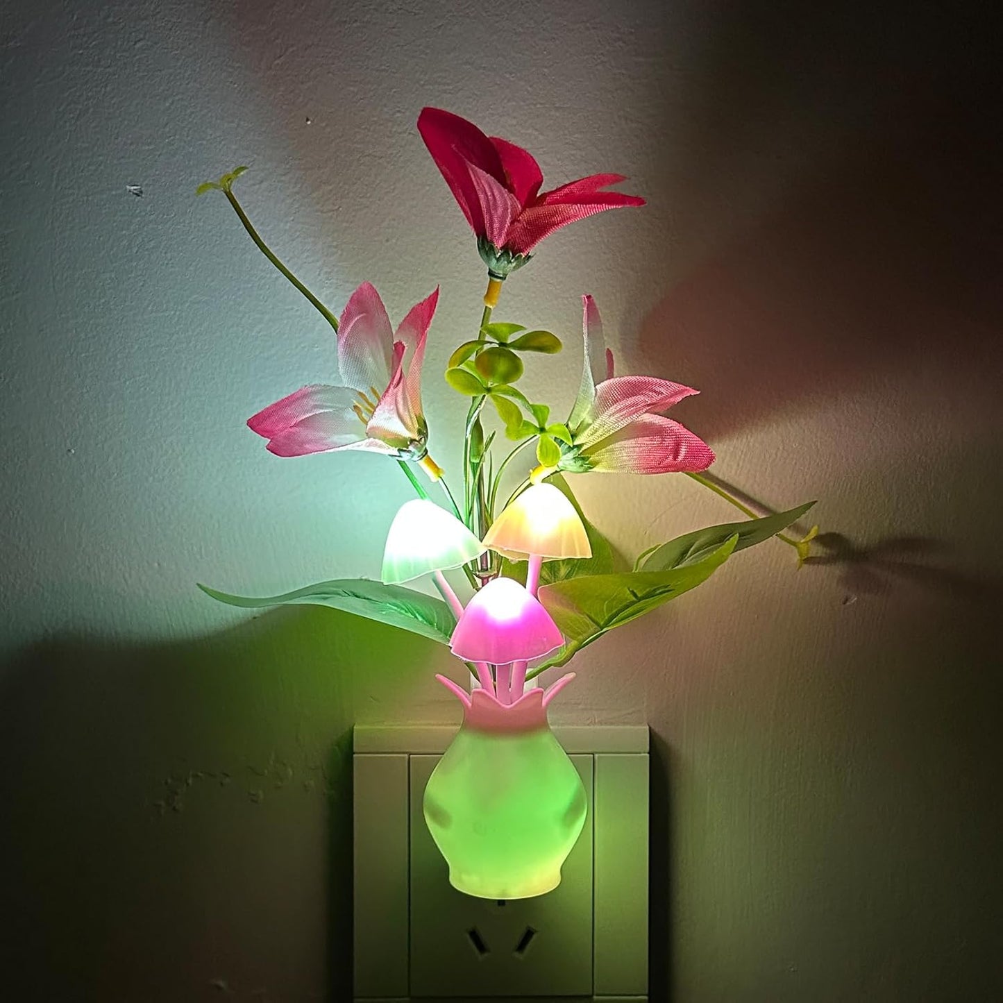 MushroomBloom Simple Plug in Night Light – Uncluttered Mushroom Accent Lamp for Modern Home and Lounge