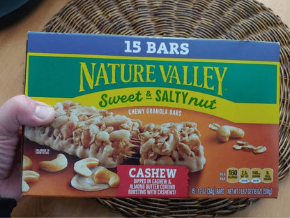 Nature Valley Sweet and Salty Nut Cashew Granola Bars – No Artificial Flavors Snack for Kids Lunchbox