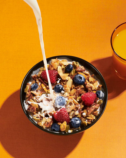 NuTrail Cinnamon Pecan Nut Granola – Streamlined Breakfast Bowl for a Less-Is-More Countertop
