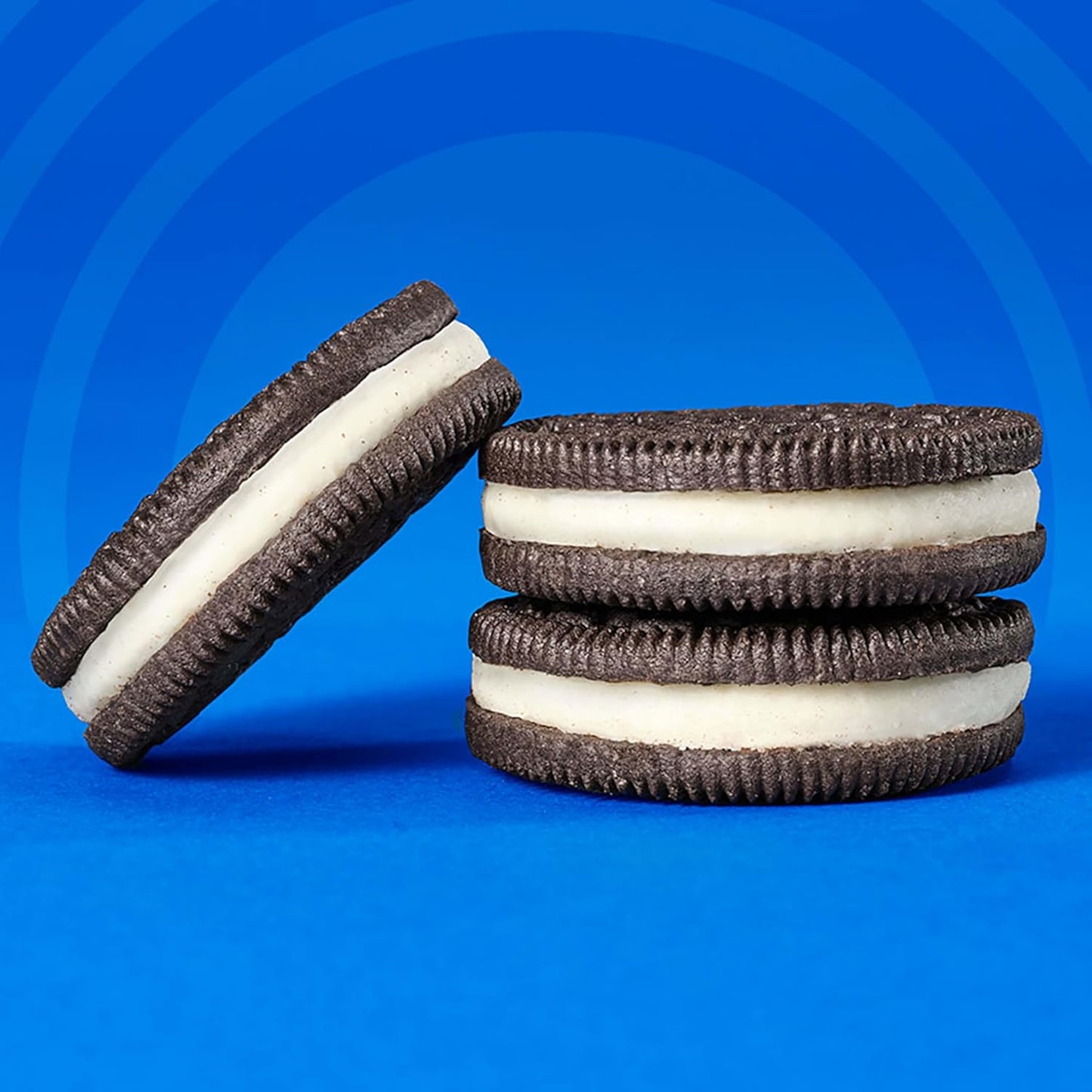 OREO Double Stuf Creme Filled Cookies – Ready-to-Give Party Snack for Housewarming, Game Night Host, and Coworker Appreciation, 24.95 oz