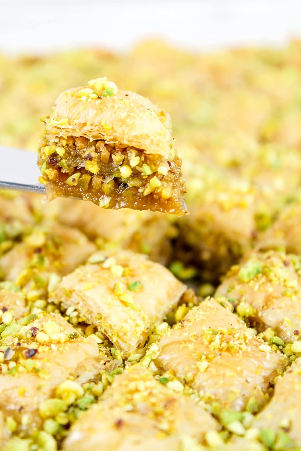 Setton Farms Naturally Raw Shelled Pistachios – Streamlined Pantry Staple for Less-is-More Home Cooks