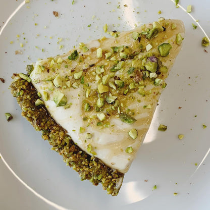 Setton Farms Naturally Raw Shelled Pistachios – Streamlined Pantry Staple for Less-is-More Home Cooks