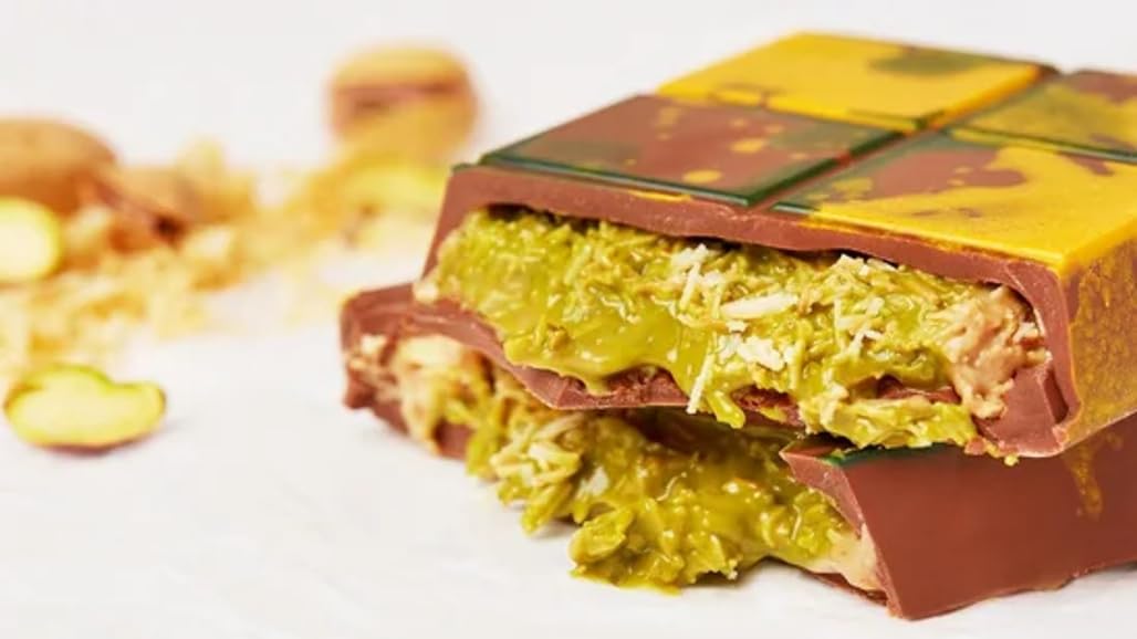 Setton Farms Naturally Raw Shelled Pistachios – Streamlined Pantry Staple for Less-is-More Home Cooks