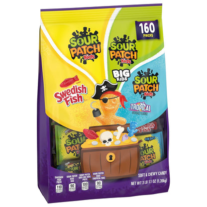 SOUR PATCH KIDS & SWEDISH FISH Bulk Halloween Candy – Ready-to-Give Pre-Portioned Bags for Teachers, Hosts, and Classroom Parents