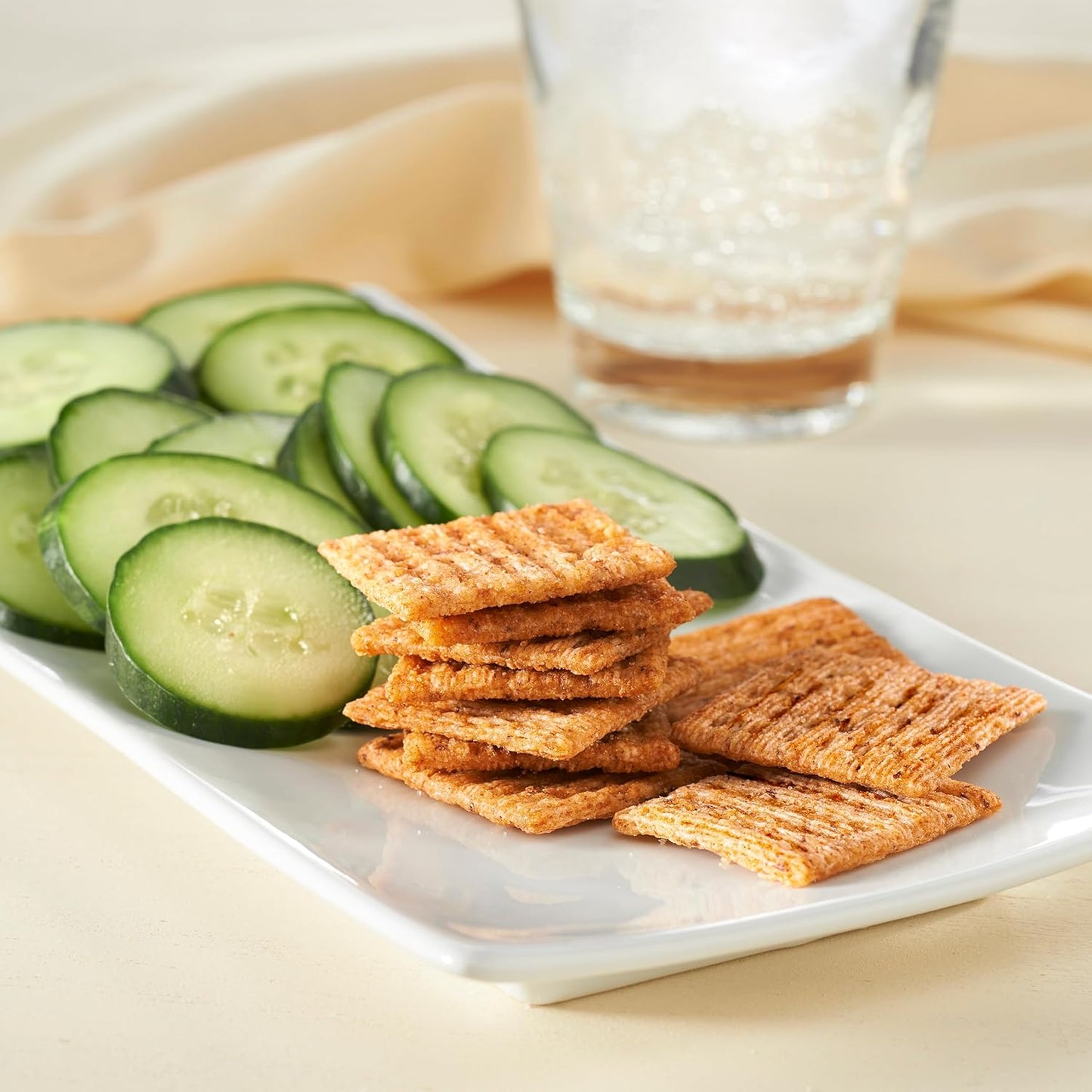 Triscuit Reduced Fat Vegan Crackers – Less-Is-More Lunch Box Base with No Artificial Additives