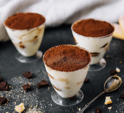 Vanilla Bean Kings Unsweetened Vanilla Bean Powder – Streamlined Coffee and Smoothie Flavoring for Less-Is-More Living