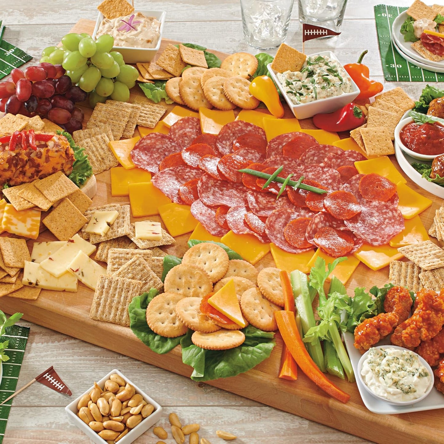 Wheat Thins Spicy Sweet Chili Crackers – Ready-to-Give Party Snack Bundle for Holiday Hosts and Gift Exchanges, Pack of 2